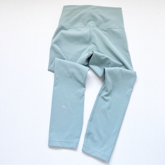 Lululemon Wunder Train Leggings Tight size 6 sage green lulu run yoga Pilates - Picture 2 of 3